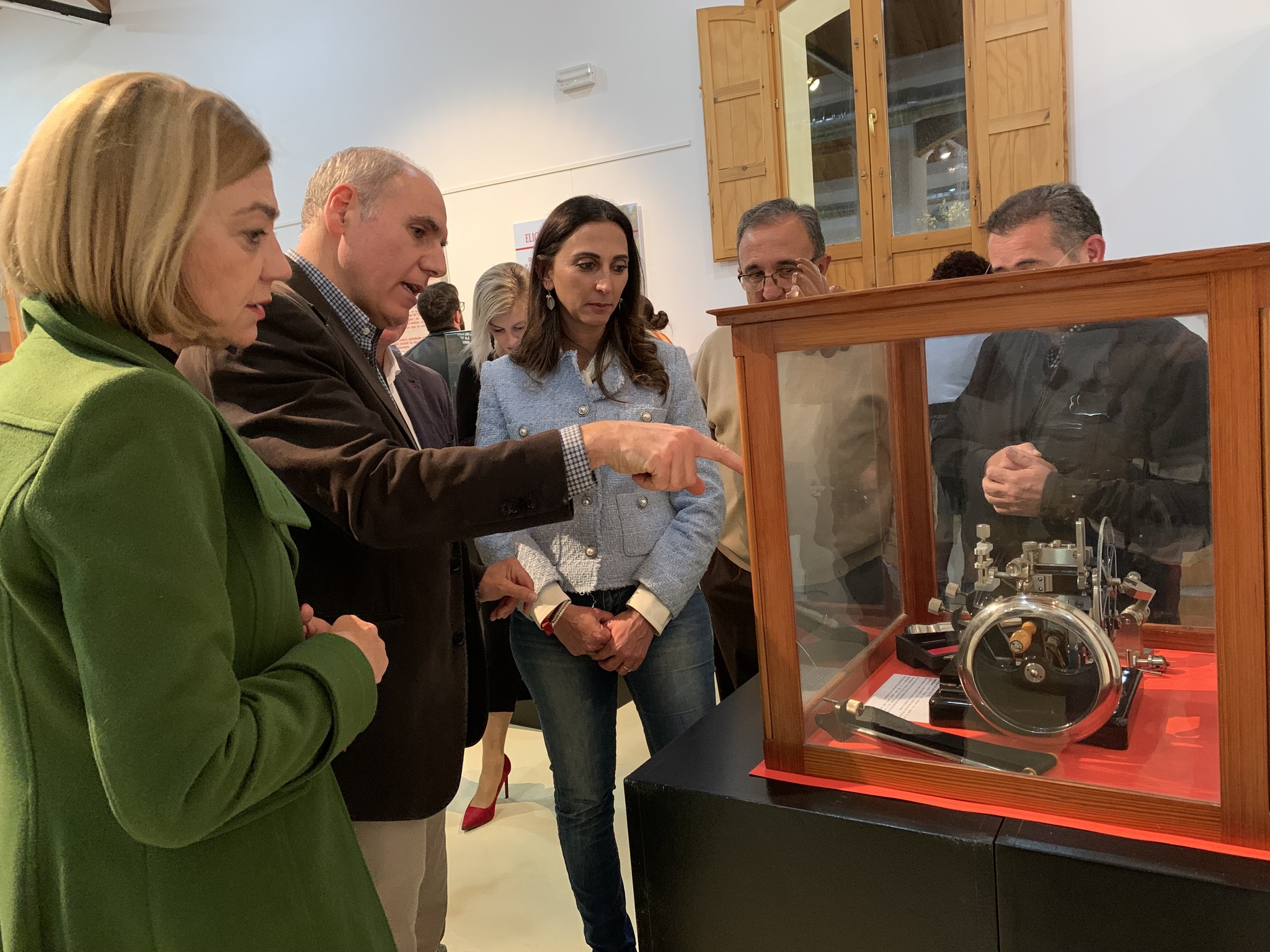 Una exposición del IMIDA muestra el trabajo de la Estación Enológica de Jumilla en el último siglo para modernizar el sector vitivinícola